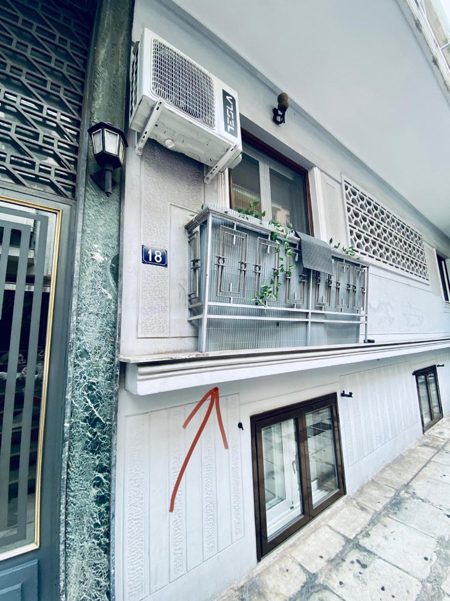 Comfy Studio Apartment Very Close To City Centre أثينا المظهر الخارجي الصورة